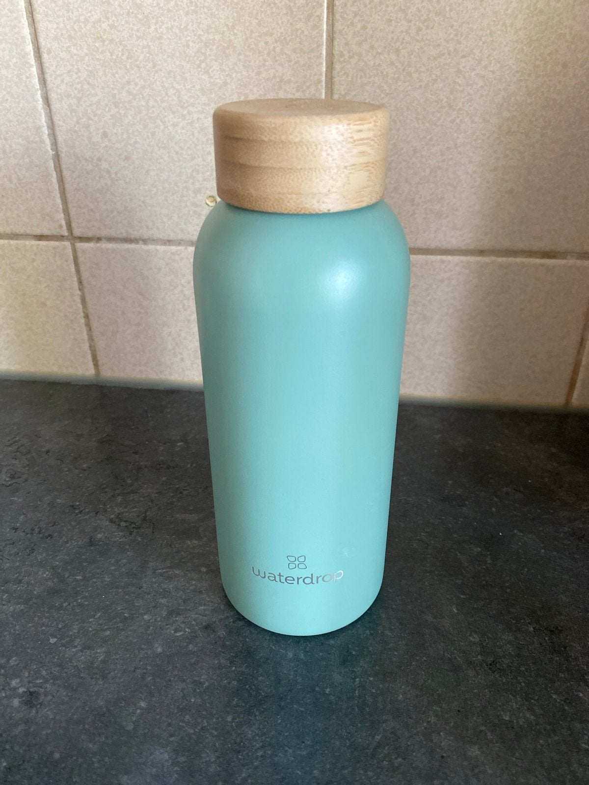 Waterdrop waterfles 400 ml - Mintgroen met houten dop, Ophalen of Verzenden, Zo goed als nieuw, Metaal, Overige merken
