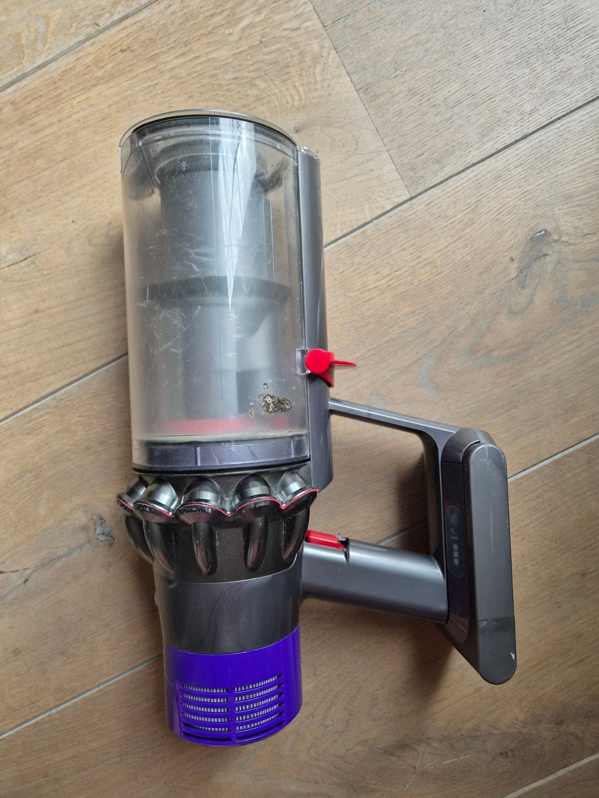 Dyson V10 Steelstofzuiger - Gebruikt, Gebruikt, Ophalen of Verzenden, Dyson, Minder dan 1200 watt