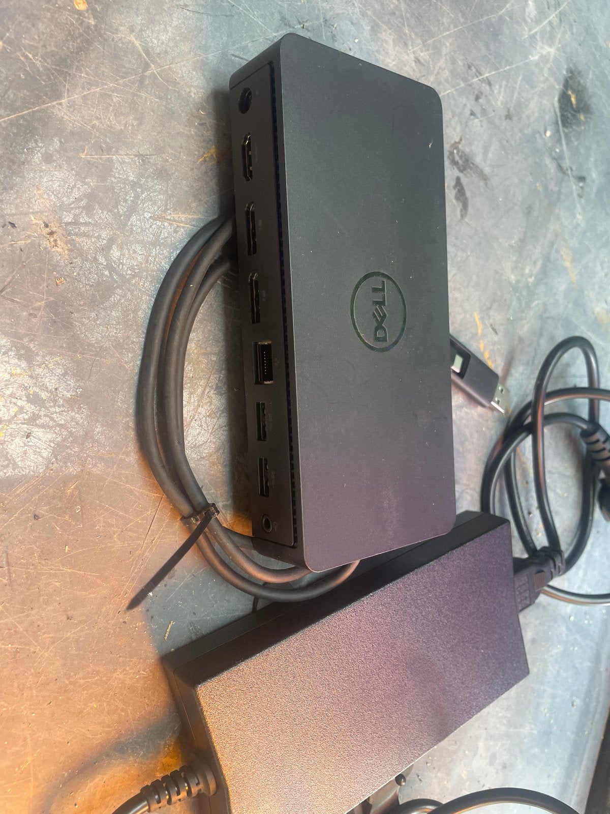 Dell D6000  USB-C Dockingstation met 130W adapter, Computers en Software, Ophalen of Verzenden