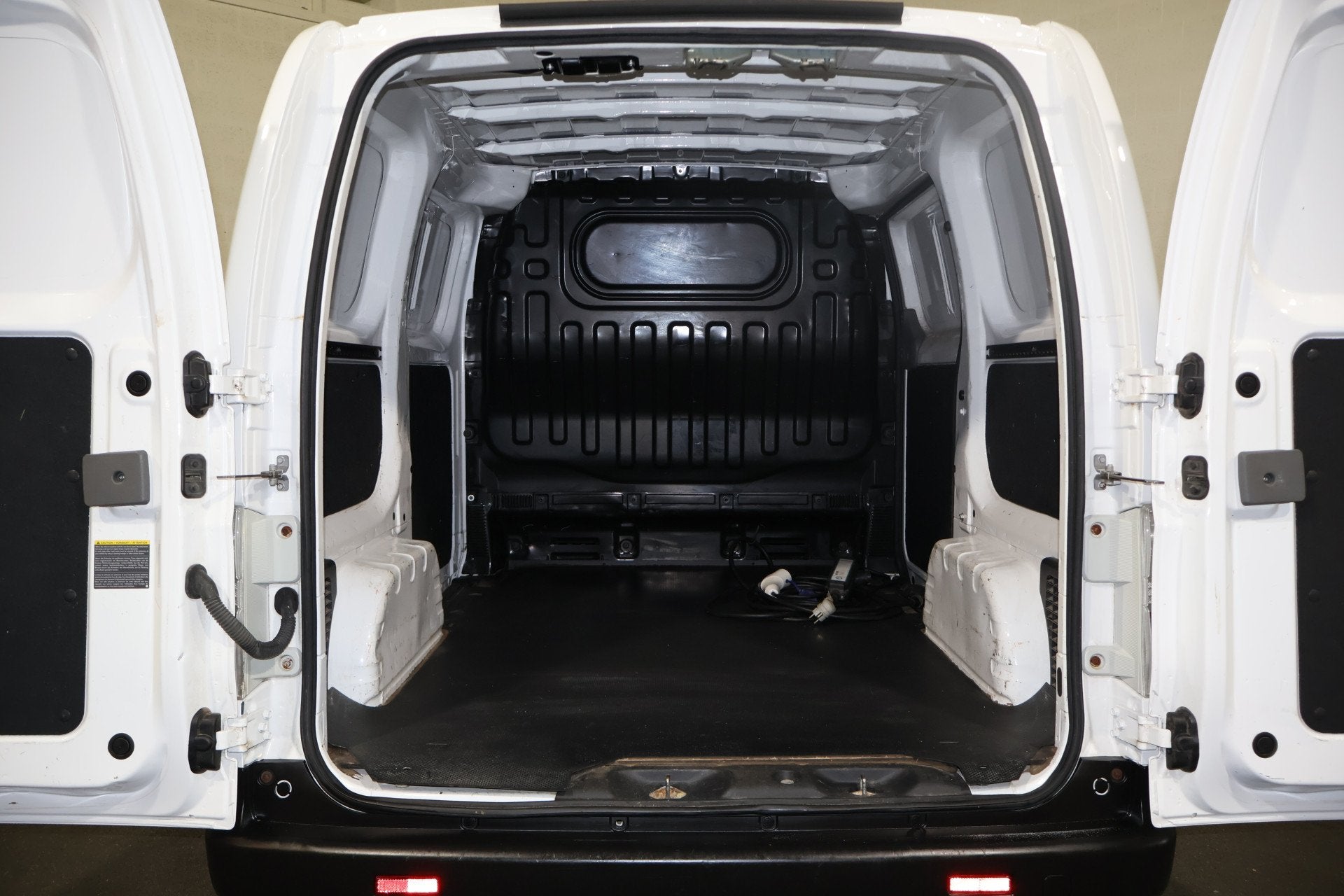 Nissan E-NV200 Business 40 kWh (bj 2020), Auto's, Gebruikt, Wit, Origineel Nederlands, 2 stoelen