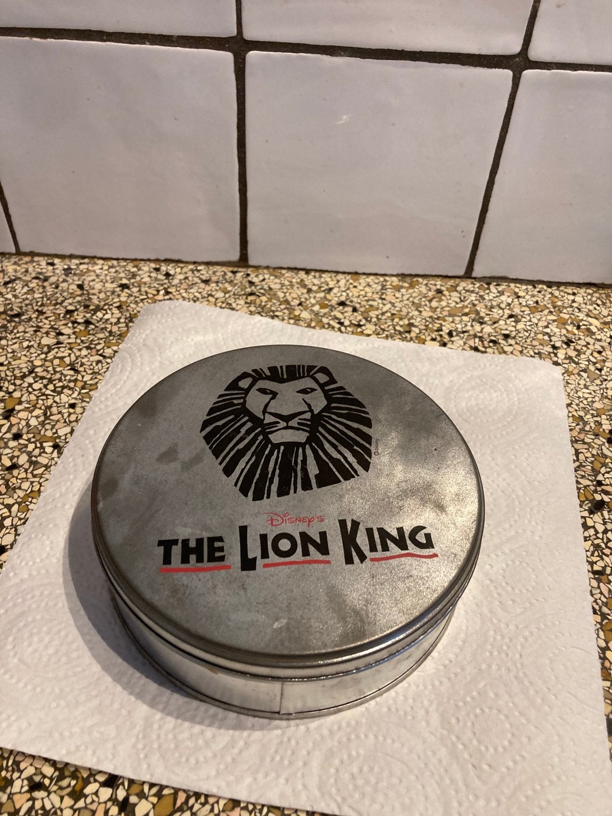Blik lion king, Verzamelen, Ophalen of Verzenden, Leeuwenkoning of Jungle Boek, Zo goed als nieuw, Beeldje of Figuurtje
