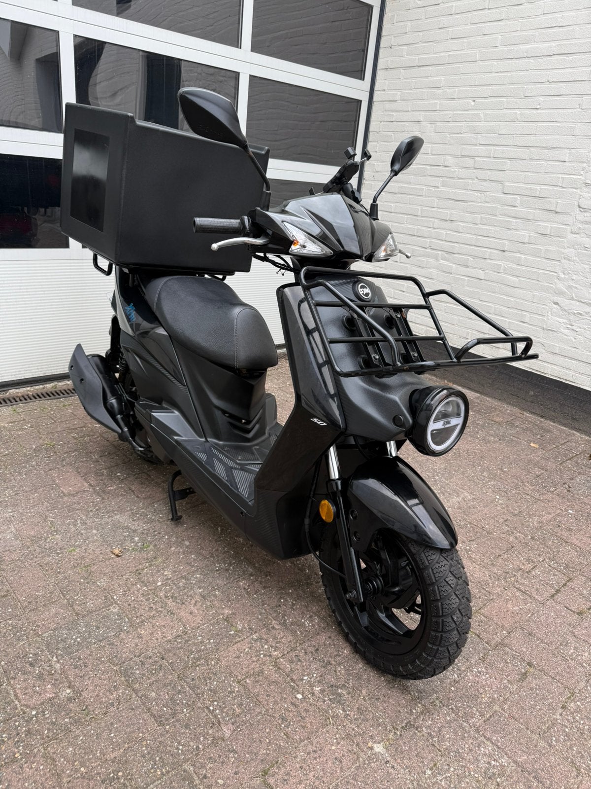 Sym X-pro 45 km/u bezorg scooter, Fietsen en Brommers, Snorfietsen en Snorscooters, Gebruikt, Overige merken, Benzine, Ophalen