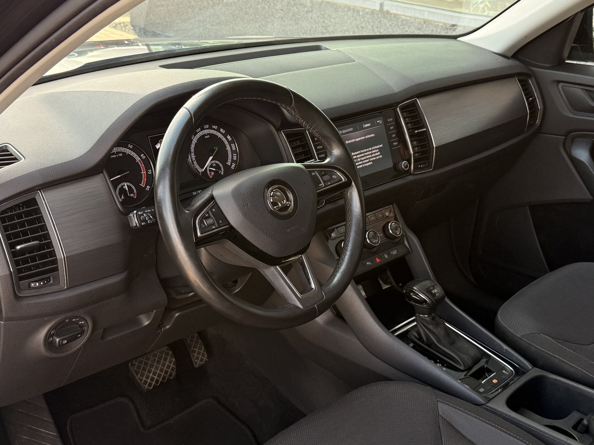Skoda Kodiaq 1.5 TSI Style 7p. | Cruise | Stoelverwarming |, Stof, 4 cilinders, 150 pk, 7 stoelen