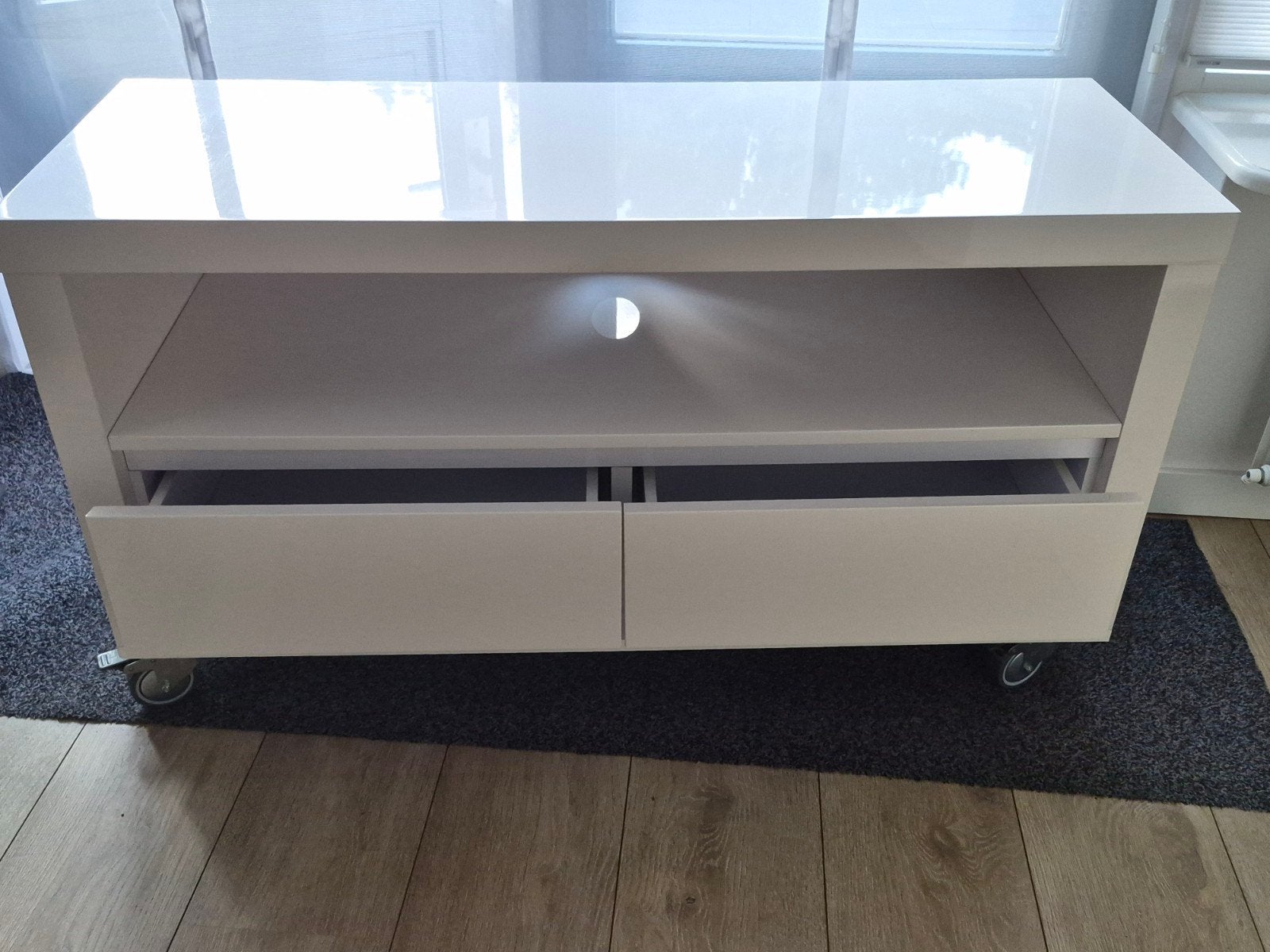 tv kast op wieltjes, Ophalen, Gebruikt, 100 tot 150 cm, Minder dan 100 cm