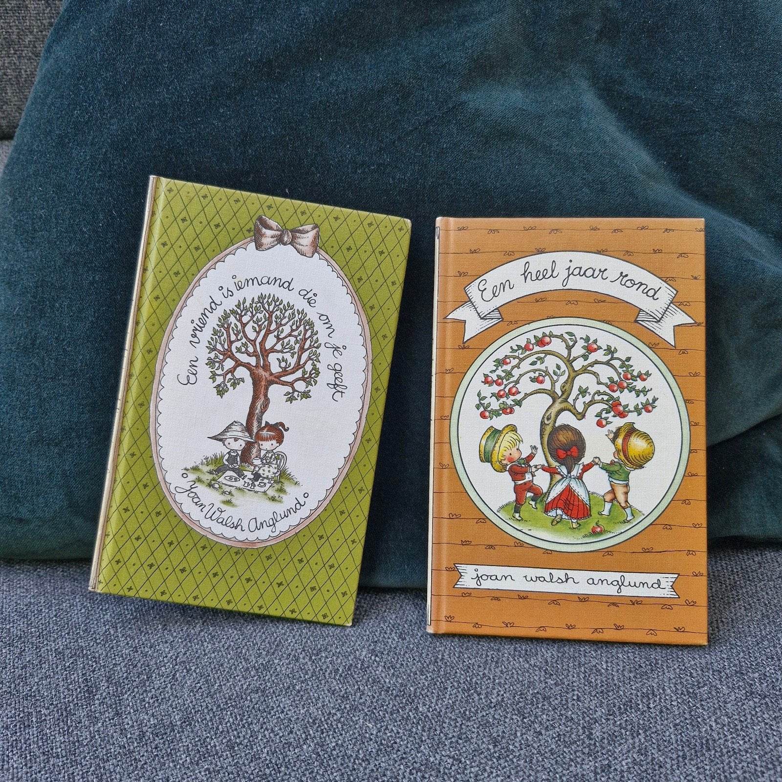 2 vintage boekjes van Joan Walsh Anglund - Prachtige illu, Boeken, Ophalen of Verzenden
