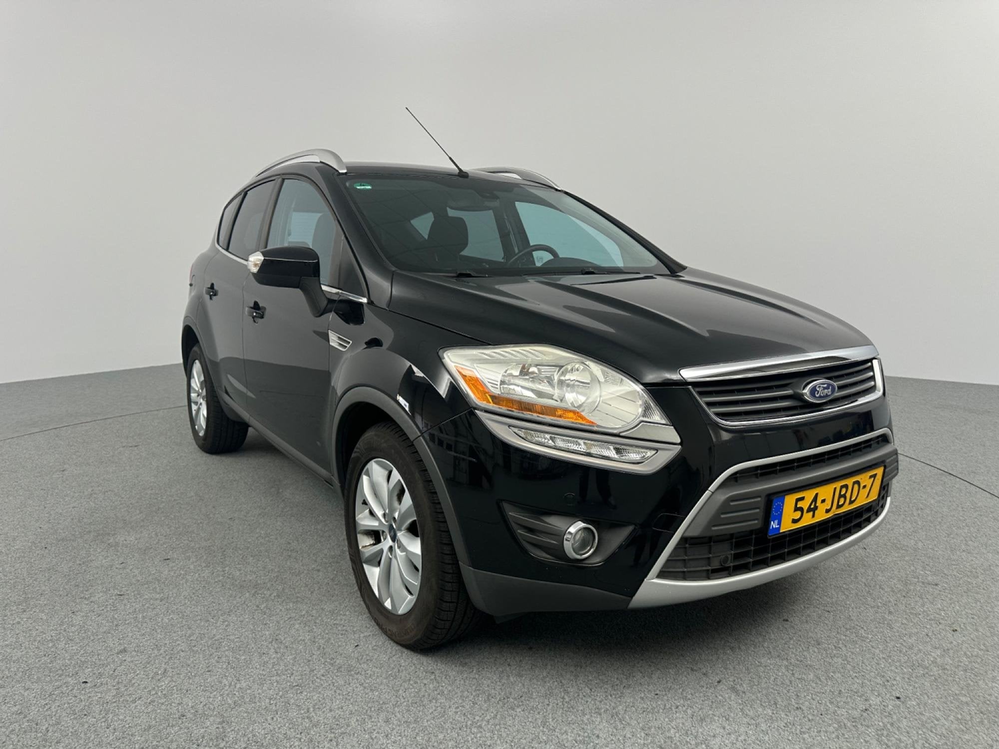 Ford Kuga 2.5 Titanium AUTOMAAT 4WD 200PK, Auto's, Automaat, Gebruikt, Overige kleuren, Elektrische ramen