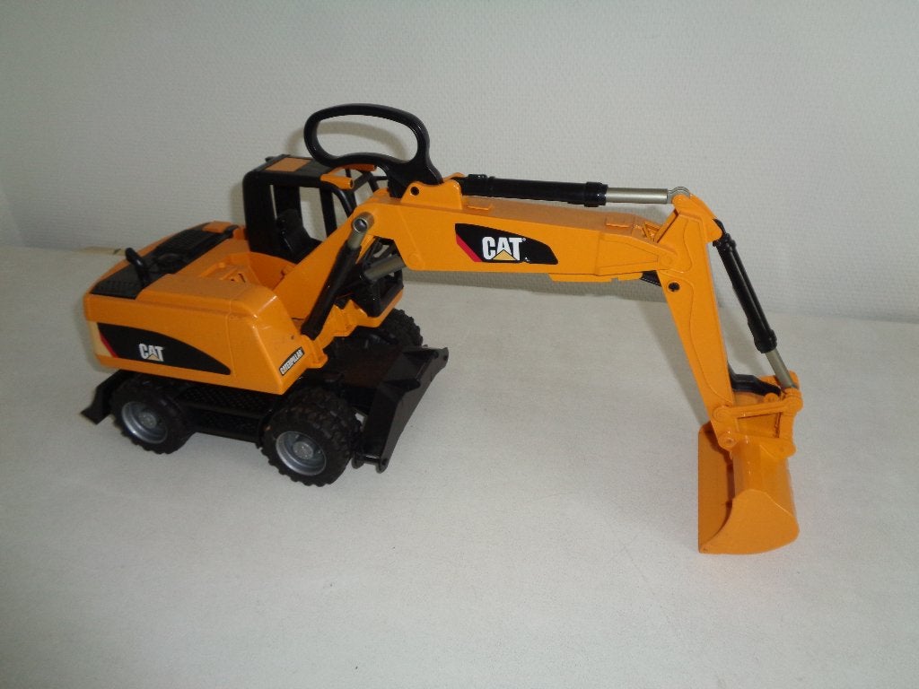 Bruder CAT Caterpillar kraan., Ophalen of Verzenden, Zo goed als nieuw