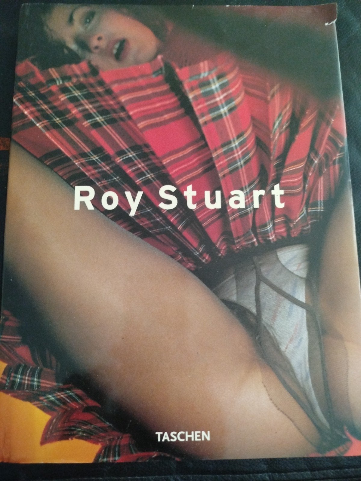 ROY STUART TASCHEN HARDCOVER FOTOBOEK, Gelezen, Roy Stuart, Fotografie algemeen, Ophalen of Verzenden