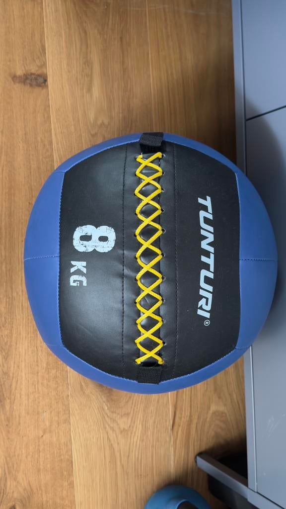 Tunturi Wall Ball - Medicine ball - 8kg - Blauw - Als nieuw, Ophalen, Nieuw, Fitnessbal