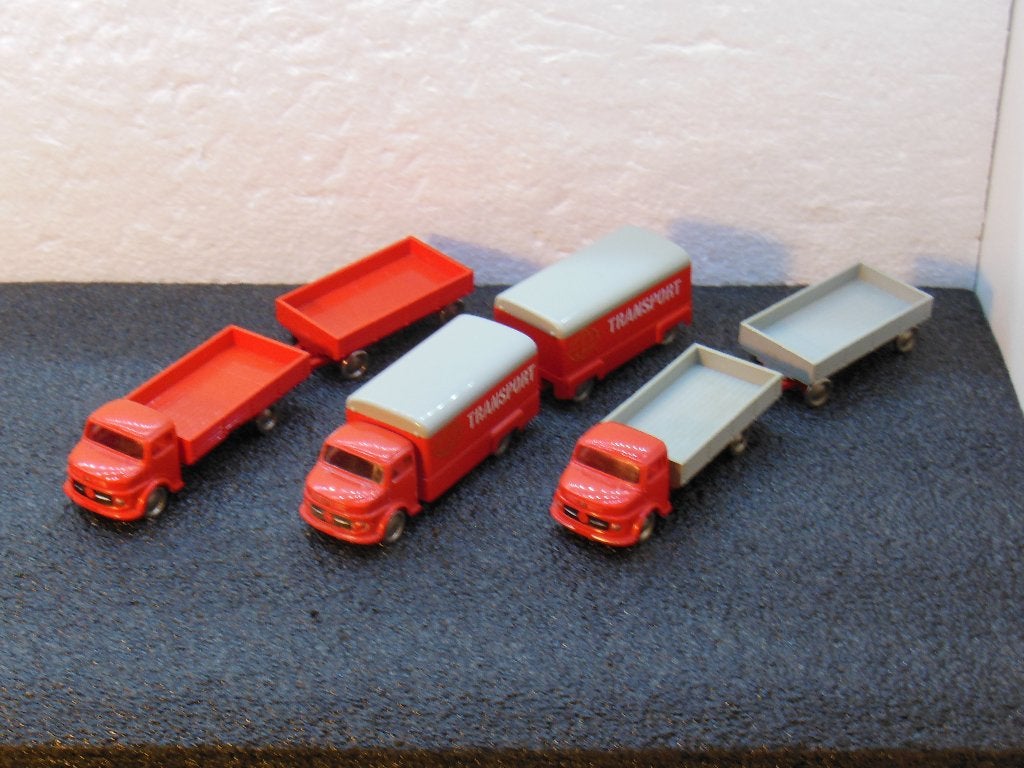 LEGO  3 x MB Trucks in het ROOD  - 1:87 -, Ophalen of Verzenden, Gebruikt, Bus of Vrachtwagen, Overige merken