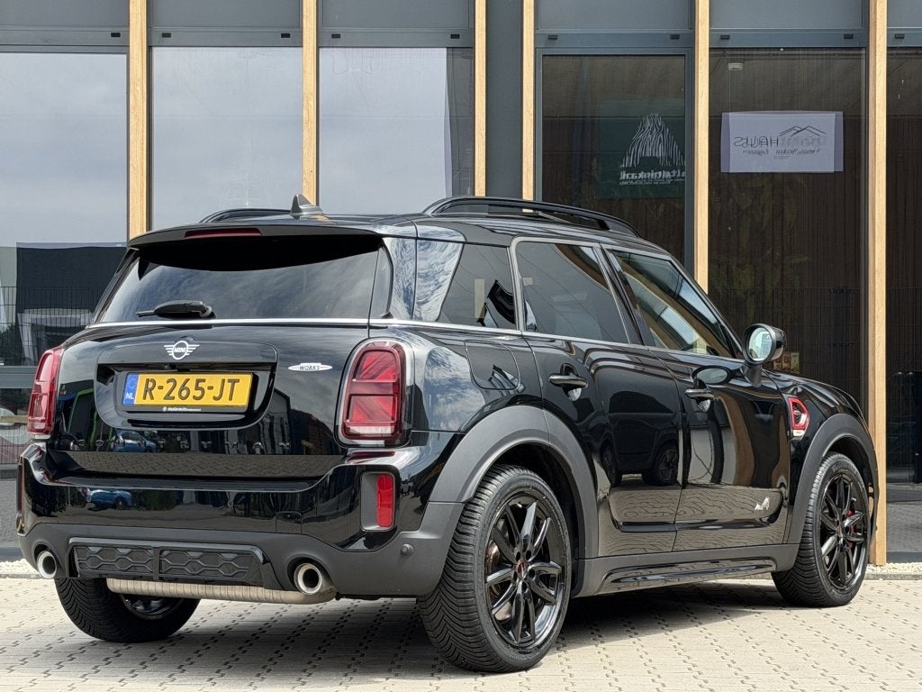 MINI Countryman 2.0 JCW ALL4 306pk | Panorama dak | harman&k, Auto's, Mini, Gebruikt, Euro 6, Zwart, Leder