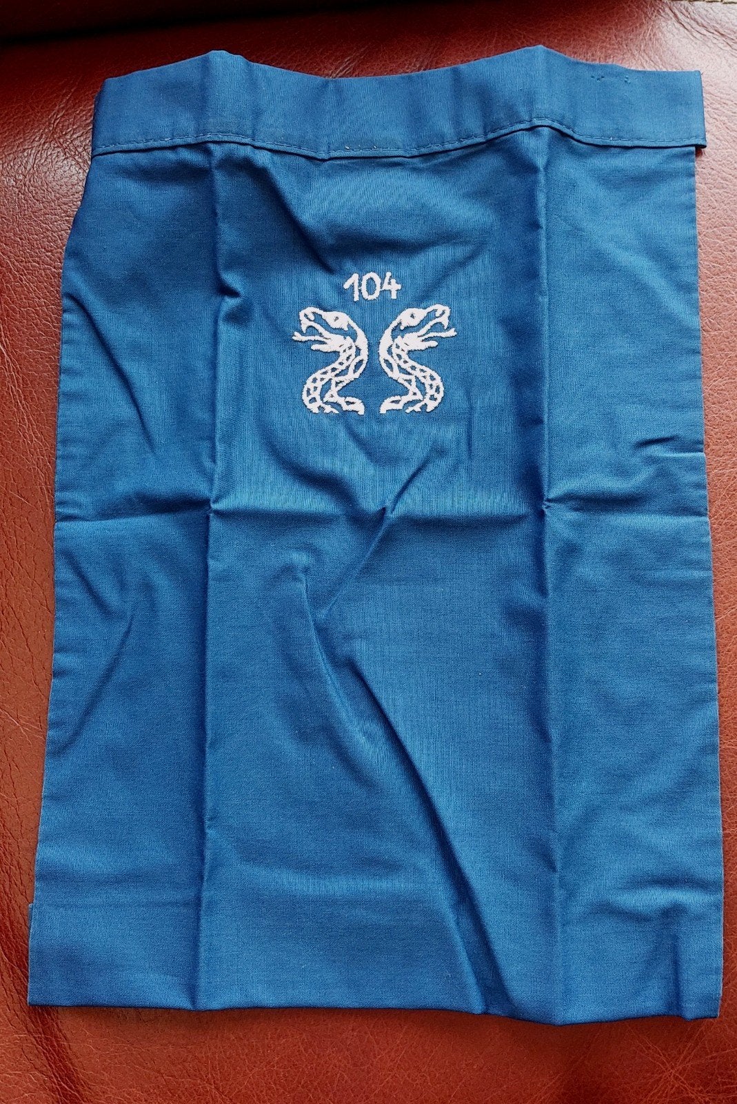 Halsdoek 104 Verkenningsbataljon, Verzamelen, Militaria | Algemeen, Ophalen of Verzenden, Landmacht, Nederland, Embleem of Badge