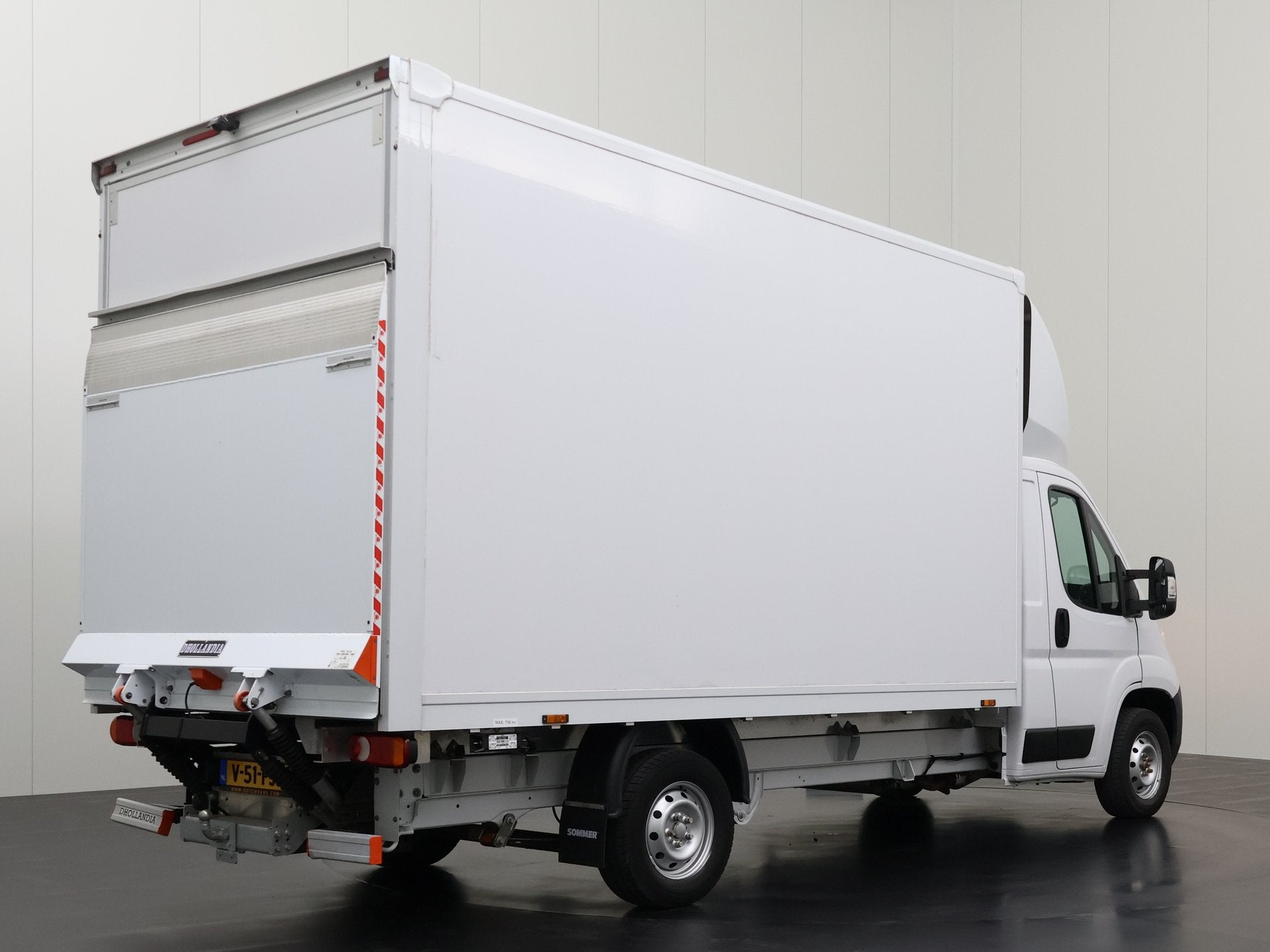 Opel Movano 140PK Bakwagen+Laadklep | Trekhaak | Multimedia, Auto's, Bestelauto's, Voorwielaandrijving, Stof, Gebruikt, 4 cilinders