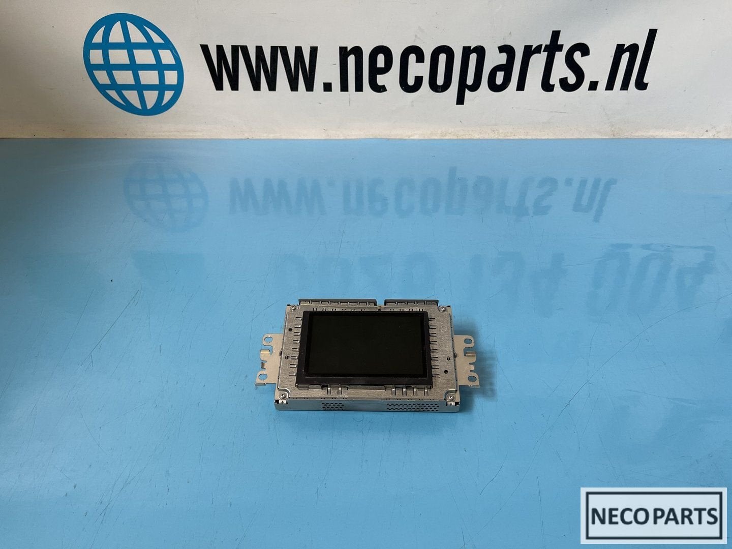VOLVO V40 NAVIGATIE DISPLAY (2012-2016) 31384954, Auto-onderdelen, Carrosserie en Plaatwerk, Spatbord, Volvo, Gebruikt, Ophalen of Verzenden