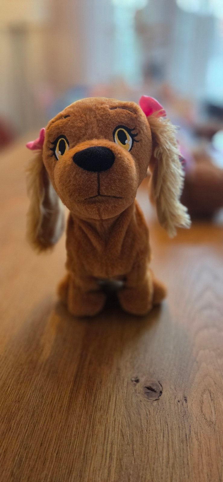 lucy interactieve hond (imc toys), Zo goed als nieuw, Middelgroot (20 tot 80 cm), Met kleding of accessoire, Bruin