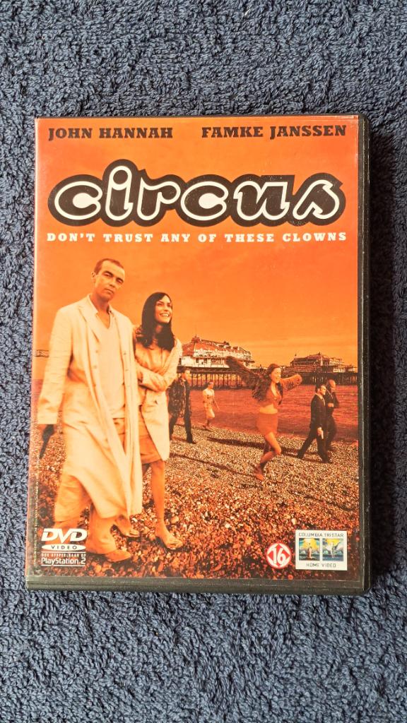 Circus "Famke Janssen", Alle leeftijden, Ophalen of Verzenden, Zo goed als nieuw, Detective en Krimi