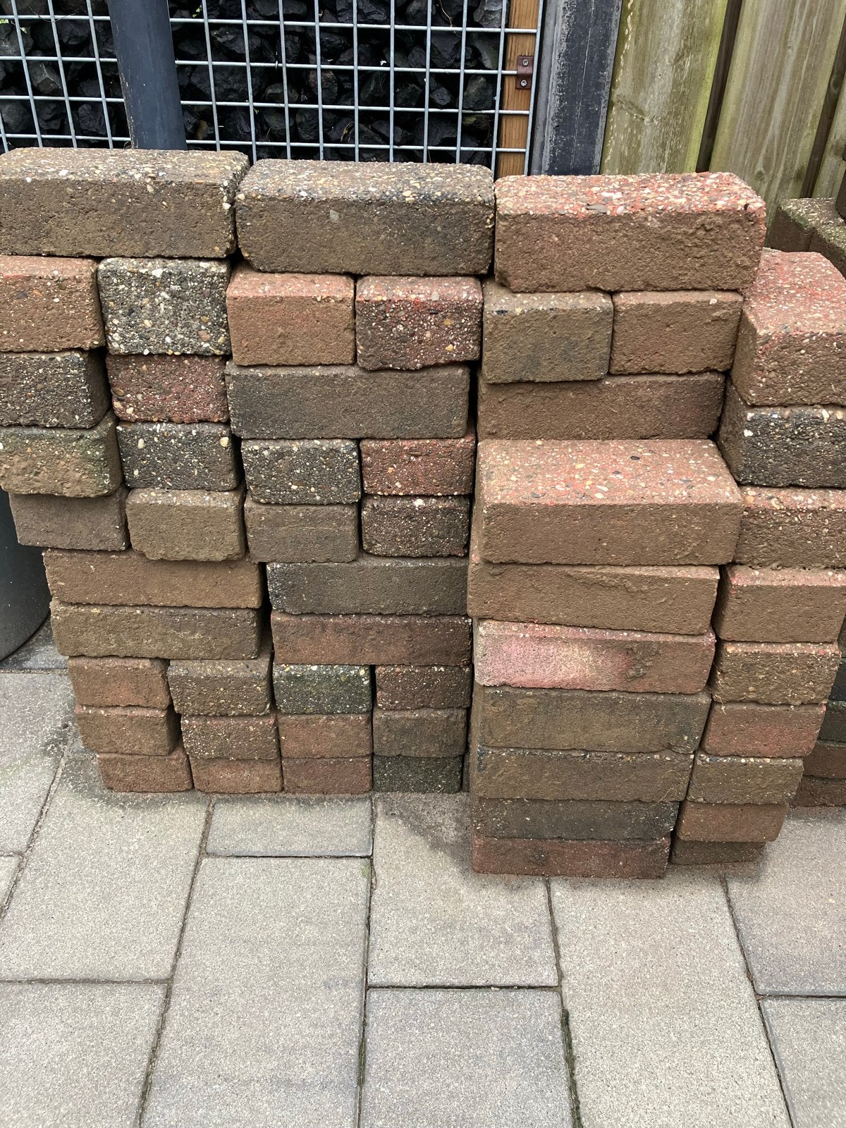 Gebruikte terrastegels/klinkers voor tuin of oprit, Doe-het-zelf en Verbouw, Ophalen, Gebruikt, Overige materialen, Vloertegels