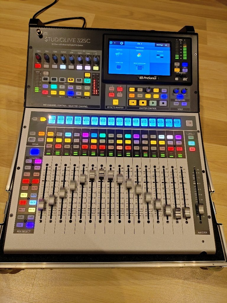PreSonus StudioLive 32SC Digitale Mixer, met Flight Case, Ophalen, Zo goed als nieuw, 10 tot 20 kanalen, Microfooningang