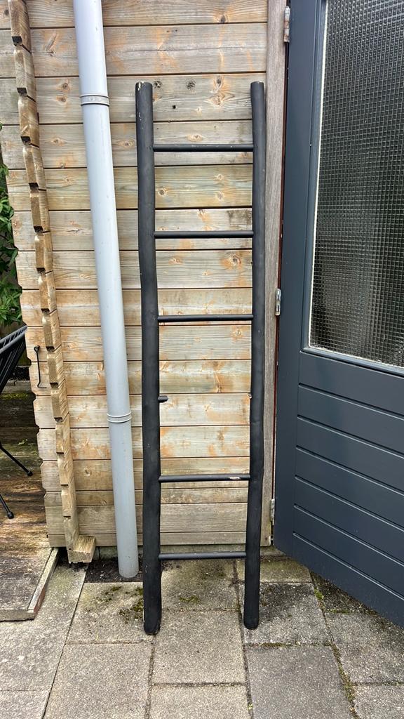 Zwarte sier trap, Ophalen of Verzenden, Gebruikt, Zwart, Hout