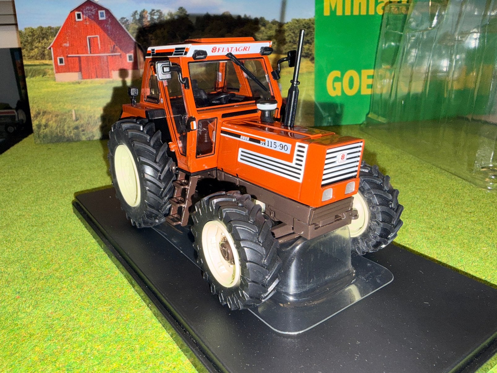 Fiat 115-90 DT, Hobby en Vrije tijd, Modelauto's | 1:32, Ophalen of Verzenden, Nieuw, Tractor of Landbouw, Overige merken