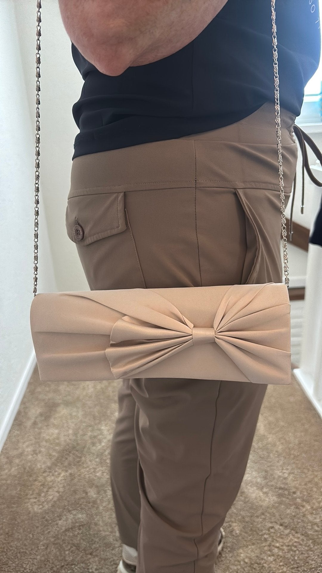 Clutche beige, Ophalen of Verzenden, Zo goed als nieuw, Beige