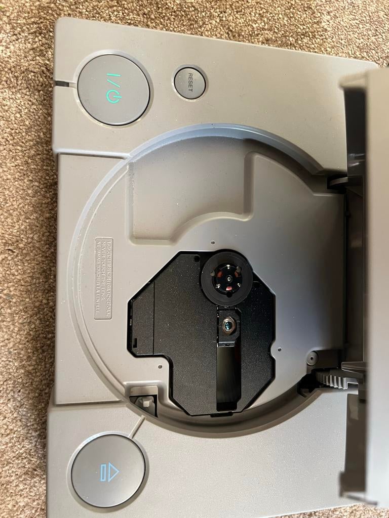 Sony PlayStation 1 (PS1) met Memory Card, Spelcomputers en Games, Gebruikt, Overige genres, 1 speler, Eén computer