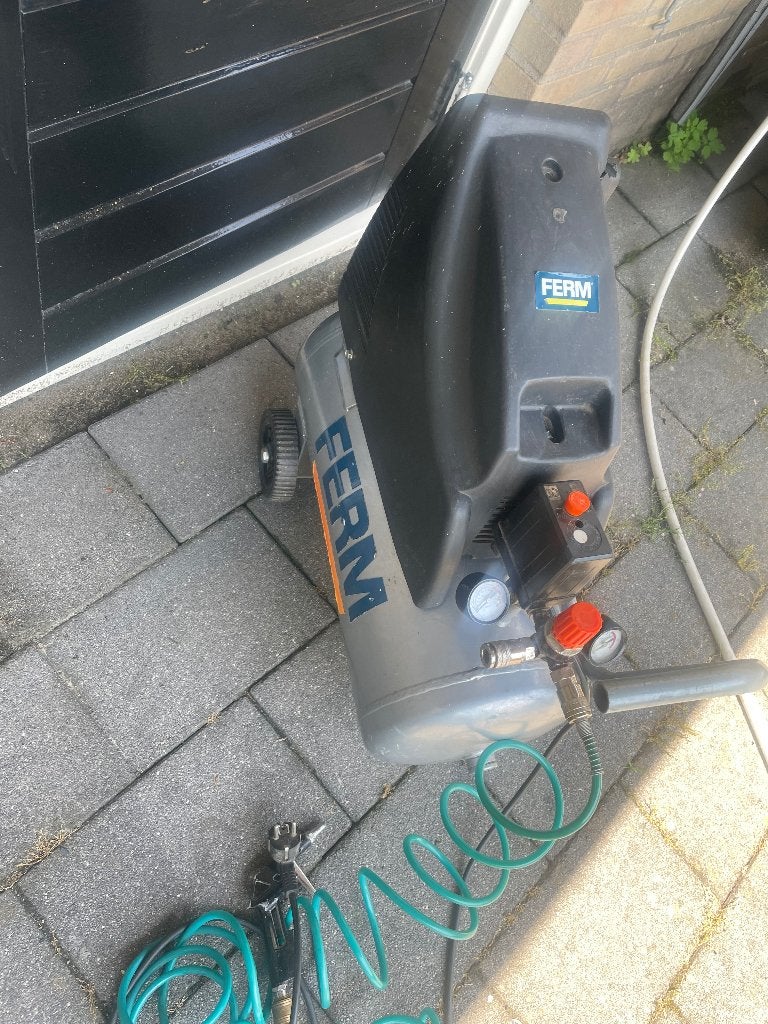 Compressor ferm, Ophalen, Gebruikt, Minder dan 200 liter/min, Olievrij