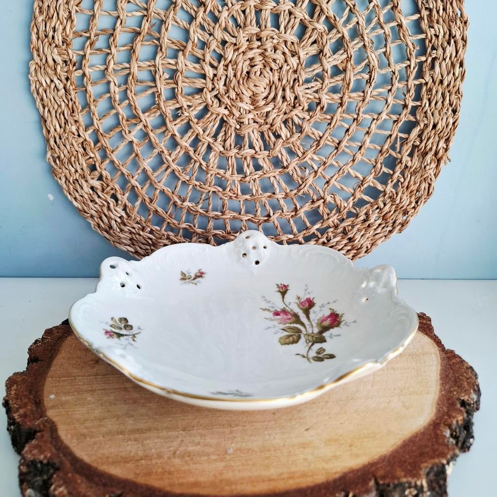 Rosenthal 'Classic Rose', serveerschaaltje, Antiek en Kunst, Antiek | Servies los, Ophalen of Verzenden