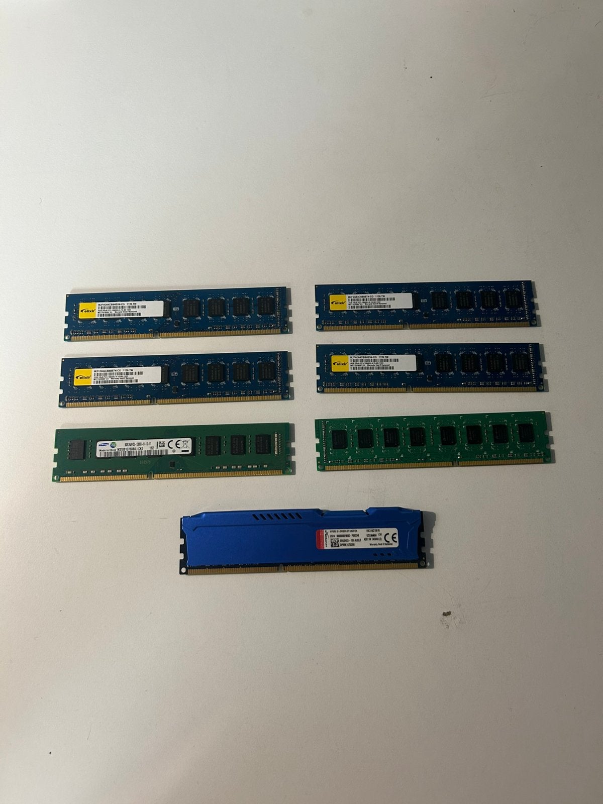 DDR3 RAM Desktop Geheugen (HyperX 8GB, Samsung 8GB, Elixir), Computers en Software, Ophalen of Verzenden, Zo goed als nieuw, DDR3