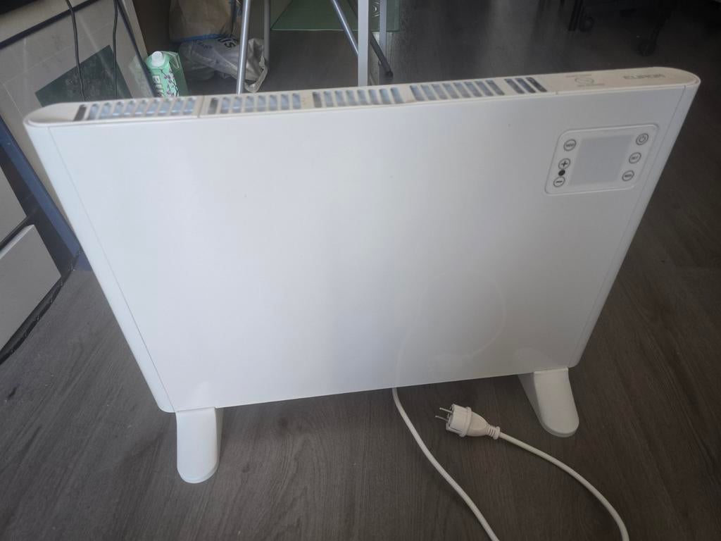 Heating / heater / verwarming, Doe-het-zelf en Verbouw, Verwarming en Radiatoren, Ophalen, Nieuw, Radiator, 30 tot 80 cm