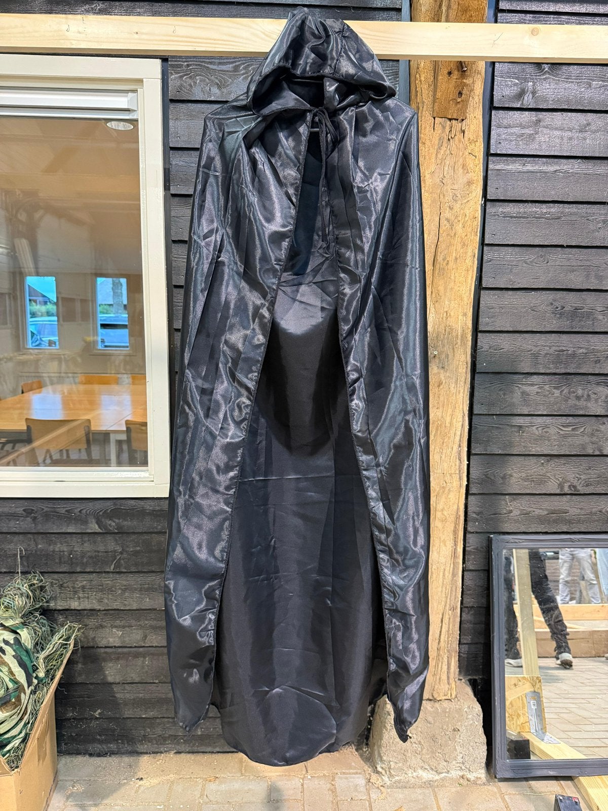 Zwarte cape lang mt XL, Kleding | Dames, Ophalen of Verzenden, Zo goed als nieuw