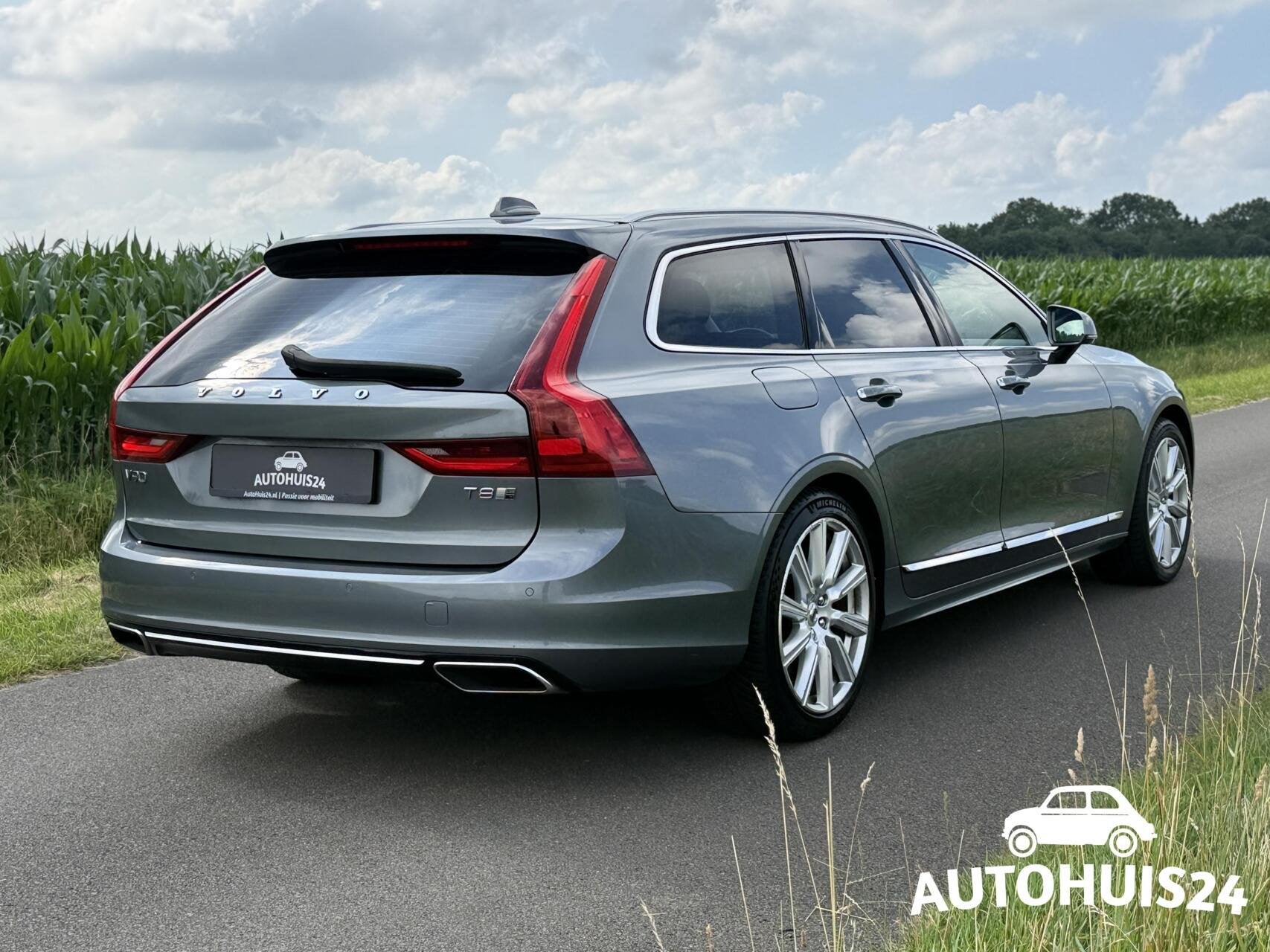Volvo V90 2.0 T8 AWD Inscription 390pk Trekhaak|LED|19"|Lede, Auto's, Automaat, 4 cilinders, Bluetooth, Vierwielaandrijving