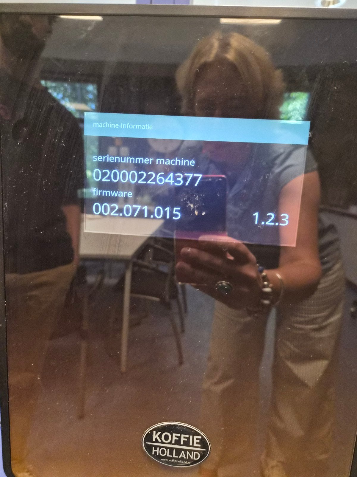 Middelgrote koffie automaat voor kantoor, clubhuis of school, Witgoed en Apparatuur, Koffiezetapparaten, 10 kopjes of meer, Ophalen