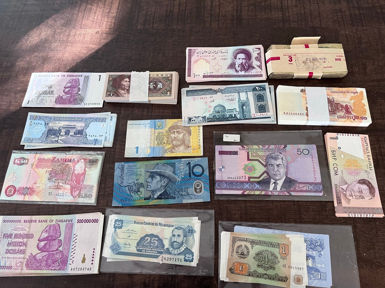 Diverse verzameling bankbiljetten uit verschillende landen, Ophalen of Verzenden