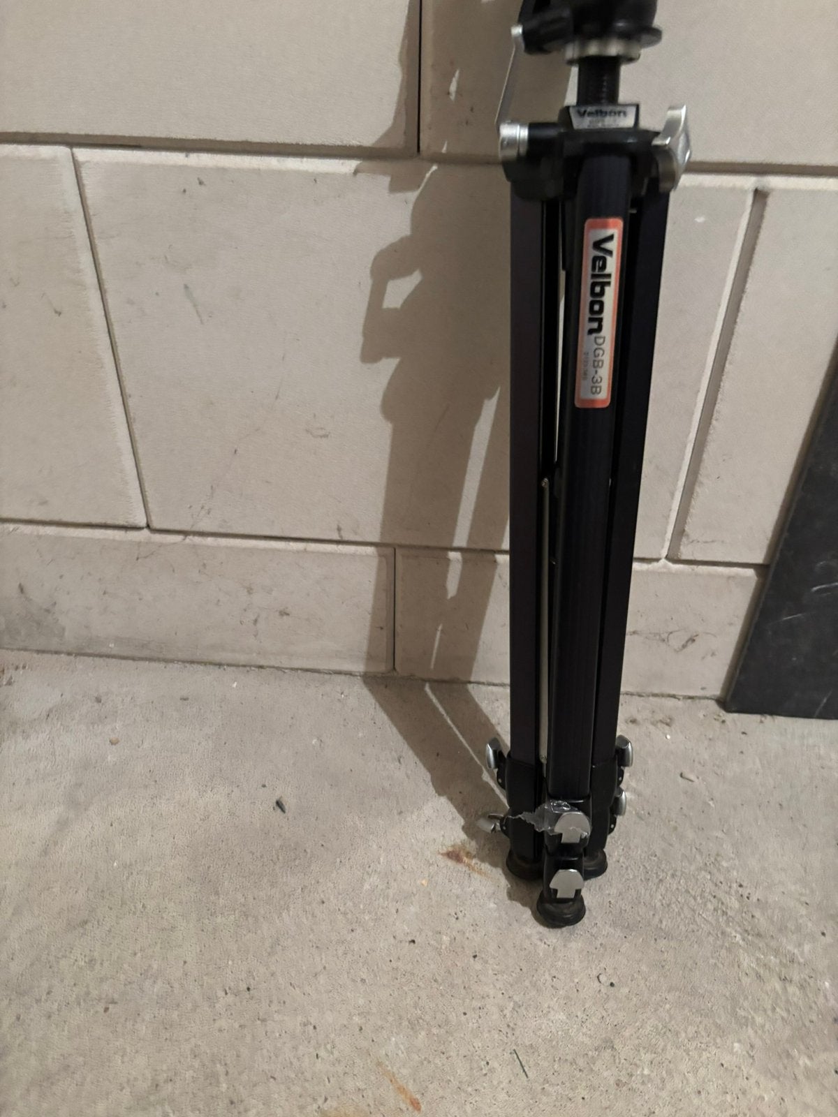 Velbon DGB-3B Driepoot Statief met Manfrotto Balhoofd, Gebruikt, 150 tot 175 cm, Met balhoofd, Ophalen of Verzenden