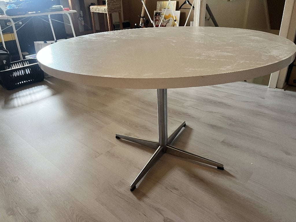Vintage witte eettafel Pastoe van (Cees Braakman). Uit 1974, Huis en Inrichting, Tafels | Eettafels, Ophalen, Gebruikt, Rond, Minimalistisch