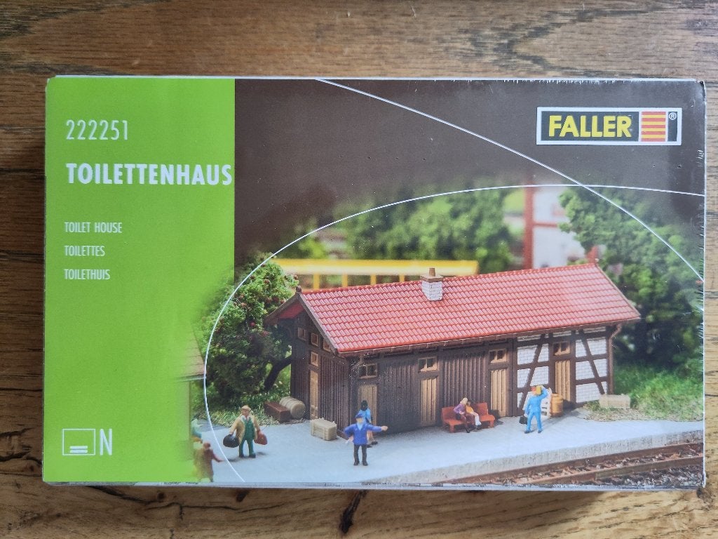 Faller 222251 toiletgebouw voor bij station N-spoor, Overige merken, Gelijkstroom, Brug, Tunnel of Gebouw, Nieuw