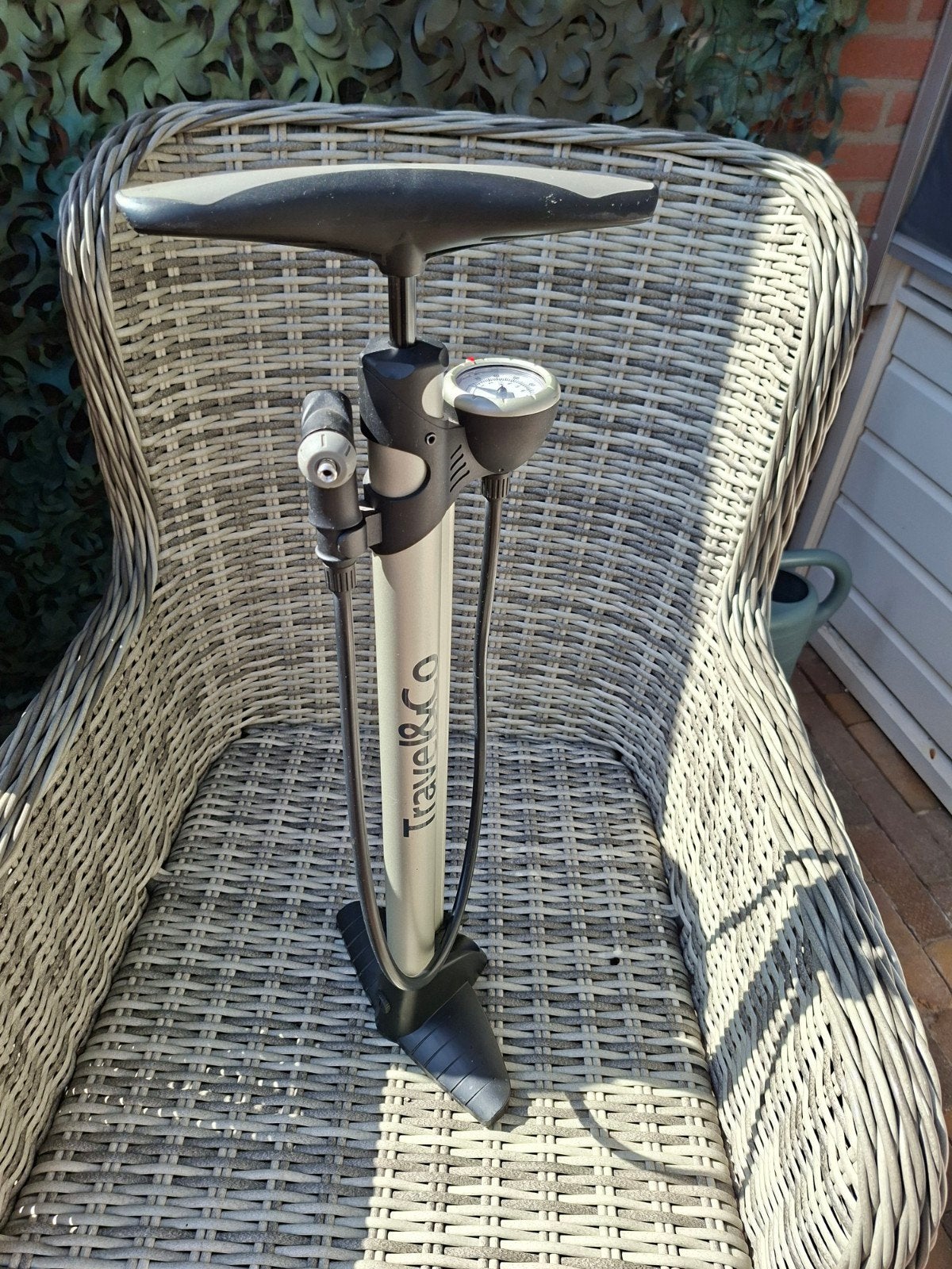 Nieuwe pomp, Ophalen, Nieuw