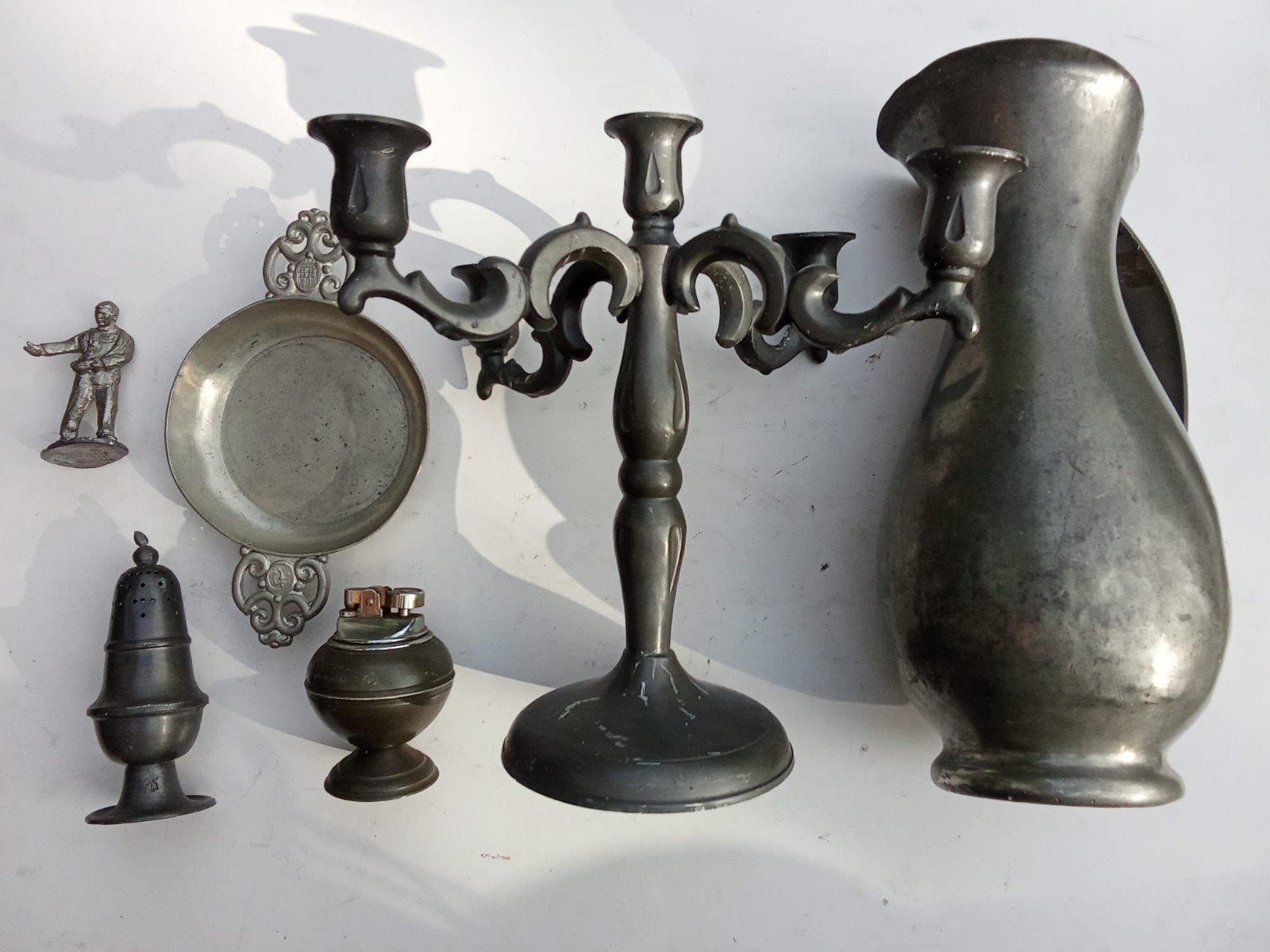 Oud Tin: Suikerstrooier, Schaal, Kan, Kandelaar, Aansteker, Antiek en Kunst, Ophalen of Verzenden