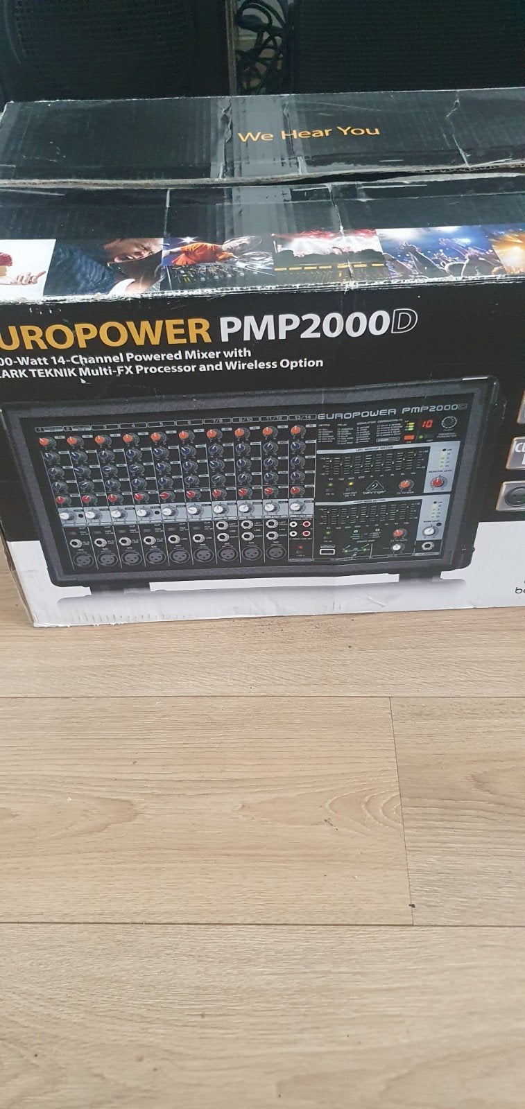 Behringer Europower PMP2000D Powermixer, Ophalen of Verzenden, Zo goed als nieuw, 10 tot 20 kanalen, Microfooningang