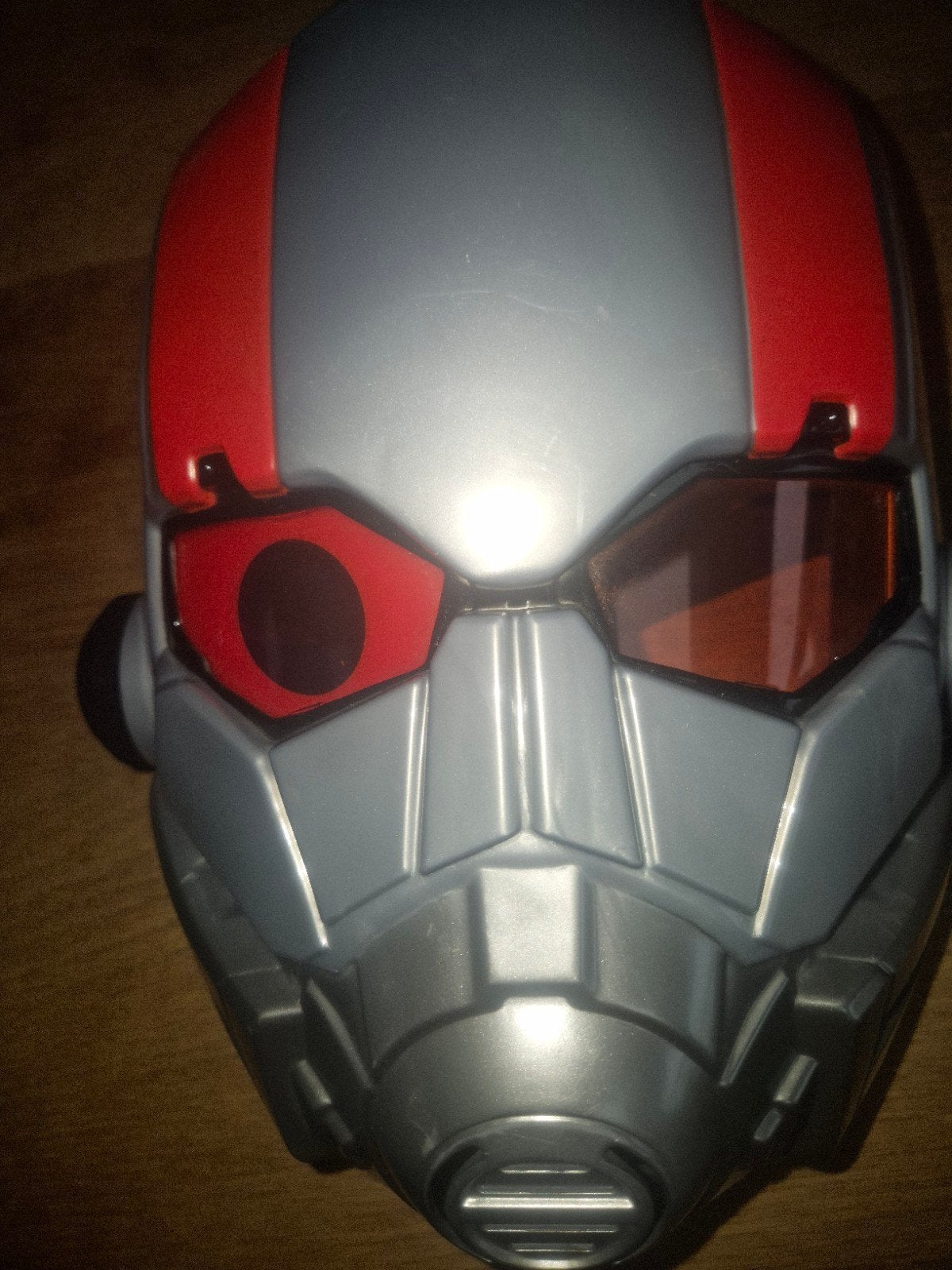 Ant-Man helm Marvel Hasbro 2017, Hobby en Vrije tijd, Kostuums, Theaterbenodigdheden en LARP, Ophalen of Verzenden, Gebruikt, Handschoenen, Hoed of Pet
