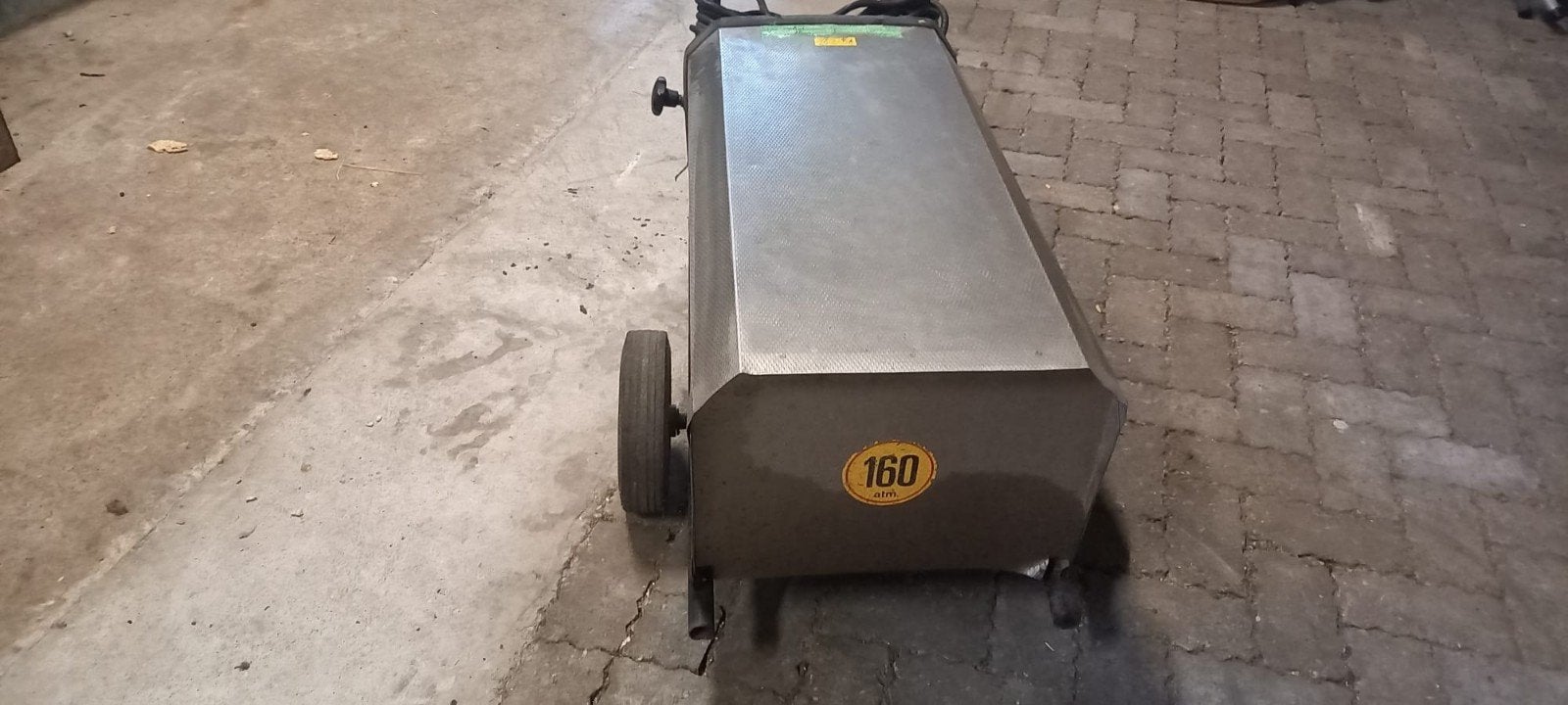 hogedrukspuit Dibo, Ophalen, Elektrisch