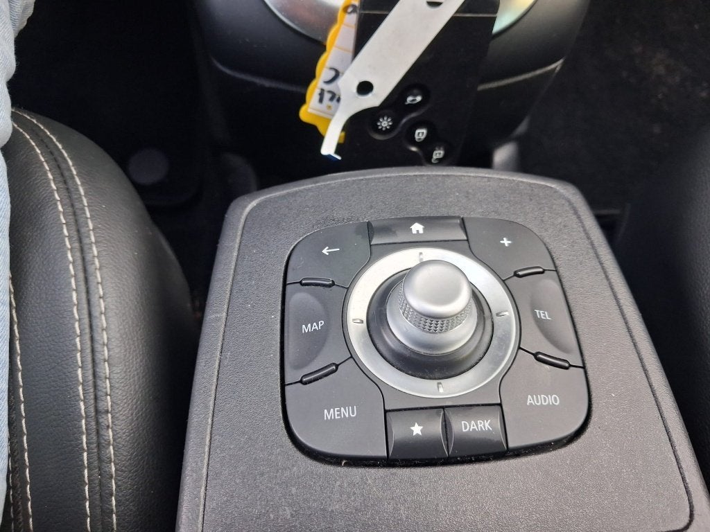 Foto 19 van Renault Grand Scenic 1.2 TCE 97KW 7P 2014 Zwart