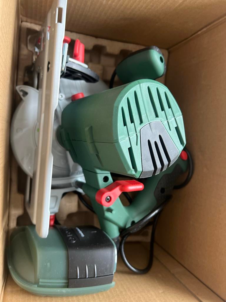 Bosch PKS 55 A Cirkelzaag - Krachtig en Nauwkeurig, Cirkelzaag, Ophalen of Verzenden, Zo goed als nieuw, 30 tot 70 mm