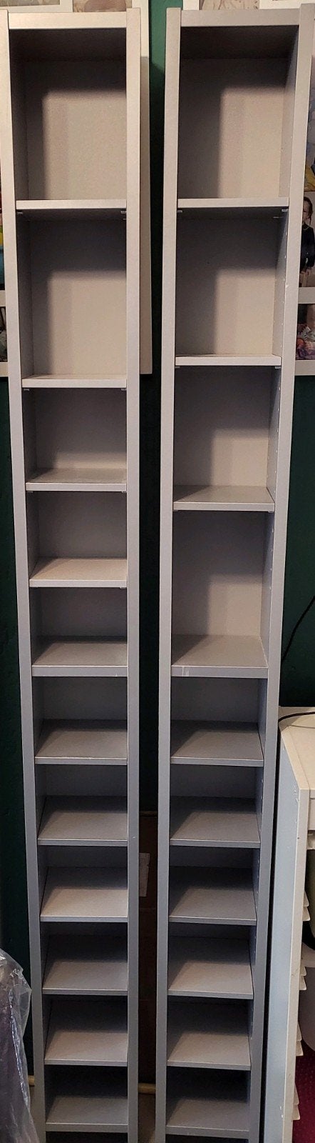 2 cd/ dvd rekken, Huis en Inrichting, Ophalen, Gebruikt, Hout, Cd's of Dvd's