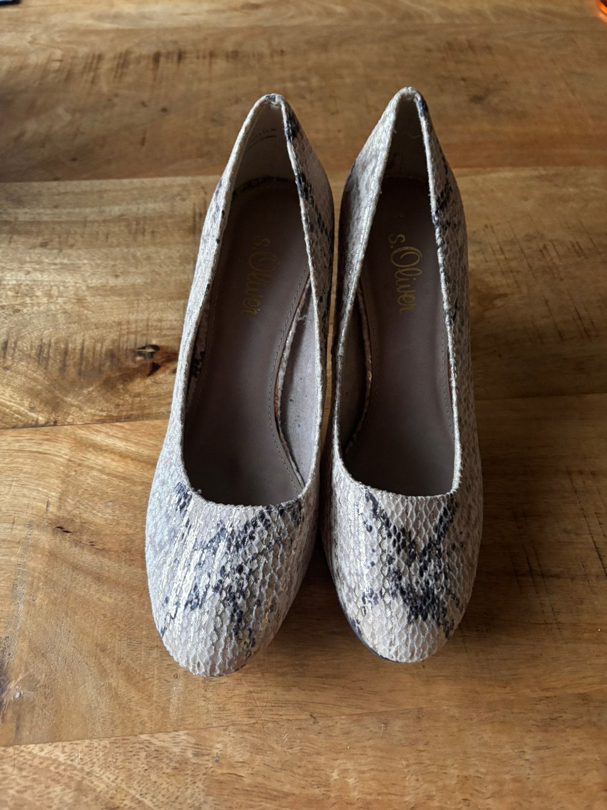 S.Oliver pumps met slangenprint, Ophalen of Verzenden, Zo goed als nieuw, Overige kleuren, Pumps