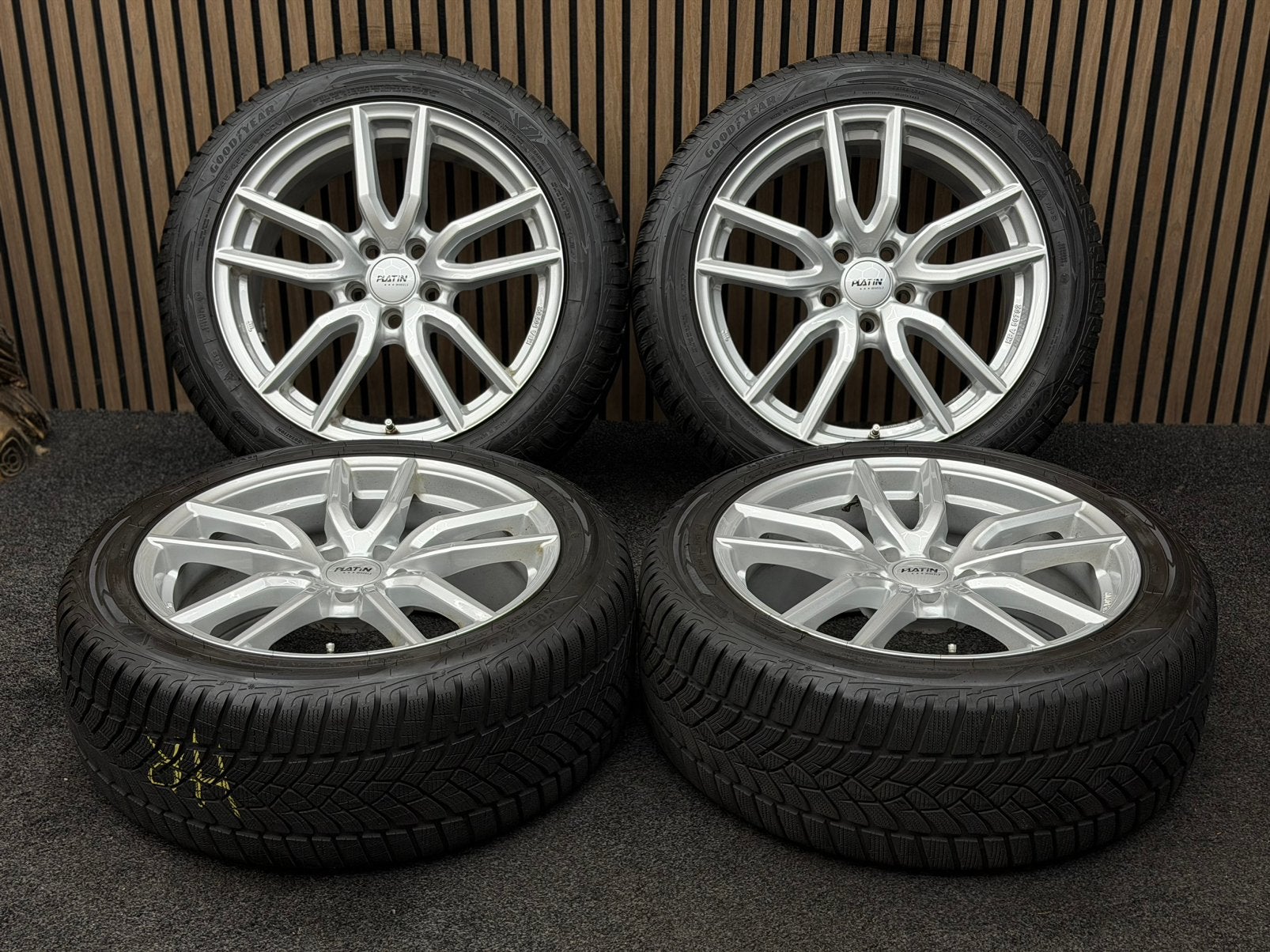 18 inch Platin P92 - Formentor Arteon 5x113 ET39 Goodyear XL, Ophalen, 18 inch, 245 mm, .