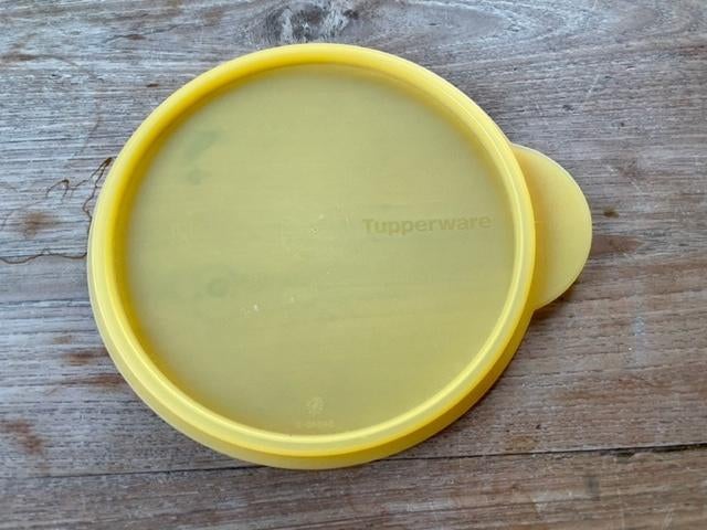 Tupperware Mini-max deksel voor kom 700 ml, Ophalen of Verzenden, Zo goed als nieuw, Geel, Overige typen