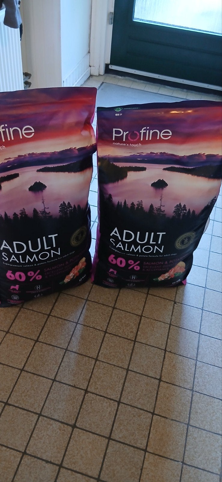Profine Adult Salmon – 12 kg – nieuw, Ophalen, Hond