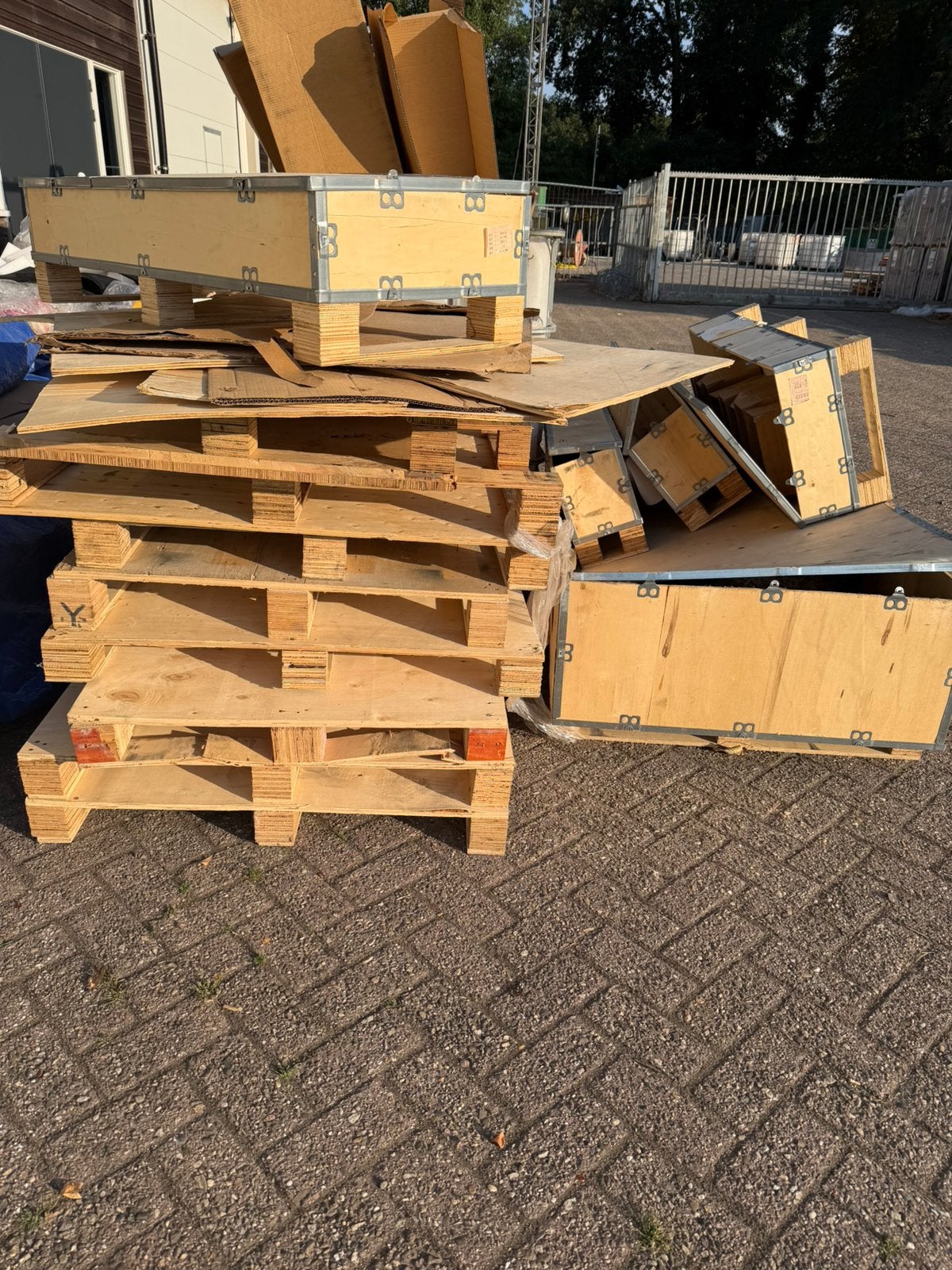 GRATIS - pallets, Ophalen, 50 mm of meer, Pallet, Minder dan 200 cm